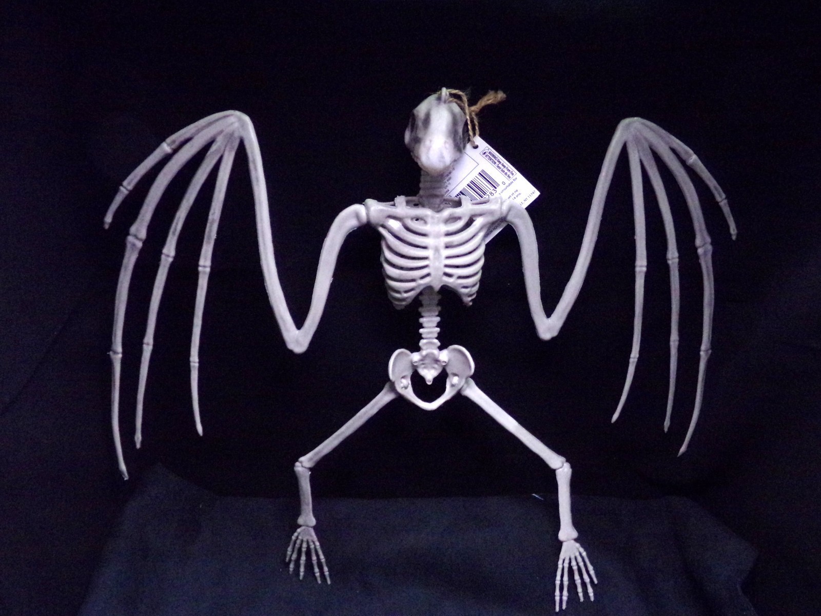 FORUM 12" BAT SKELETON FIGURE PROP ACCESSORY 79283 w/ MOVEABLE LIMBS Item image 2