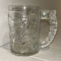 Batman Forever McDonalds Collectors Embossed 3D Glass Mug 1995 - $9.85