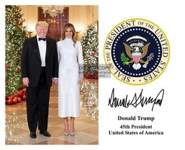President Donald Trump Presidential Seal &amp; Signature Christmas 8X10 Photo - £6.68 GBP