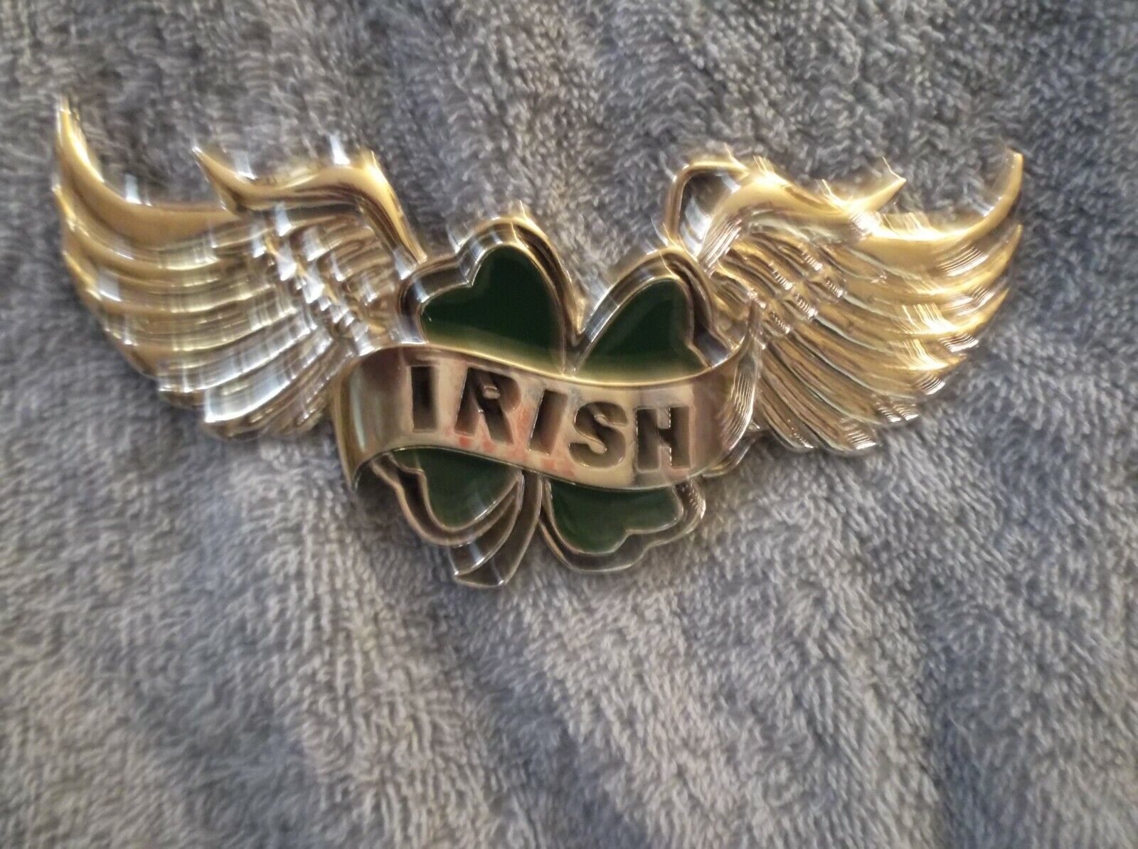 IRISH GREEN CHARM METAL BELT BUCKLE WINGS LUCK OF IRISH LUCKY  - $5.69