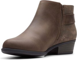 CLARKS Womens Addiy Kara Boots Size 5 M Color Olive - £107.91 GBP