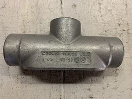 TB57 1-1/2” NPT Iron TB Form 7 Conduit Body - $34.20