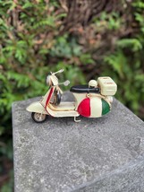 Retro Scooter – Iron Sculpture. 11x8x17cm - 0.4Kg - $74.95