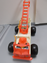 Fisher Price Little People Engine 720 Wood Bell 8 Inch Fire Truck 1968 - $11.39