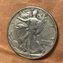 1946-D Sue Walking Liberty Half Dollar Nice Circulated Condition - $54.39 CAD