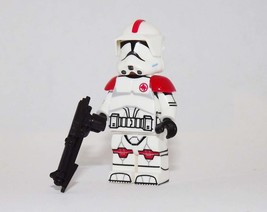 Minifigure Custom Toy Medic Clone Trooper Clone Wars Star Wars - £5.58 GBP