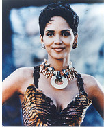 Halle Berry Pose E Flintstones 8x10 photo - $5.00