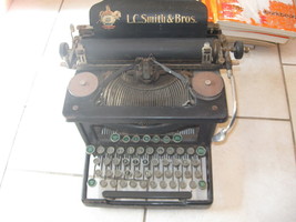 LC Smith &amp; Bros Corona Manual Typewriter Vintage 1910-1925 Black No. 8 / 10&quot; in - £131.68 GBP
