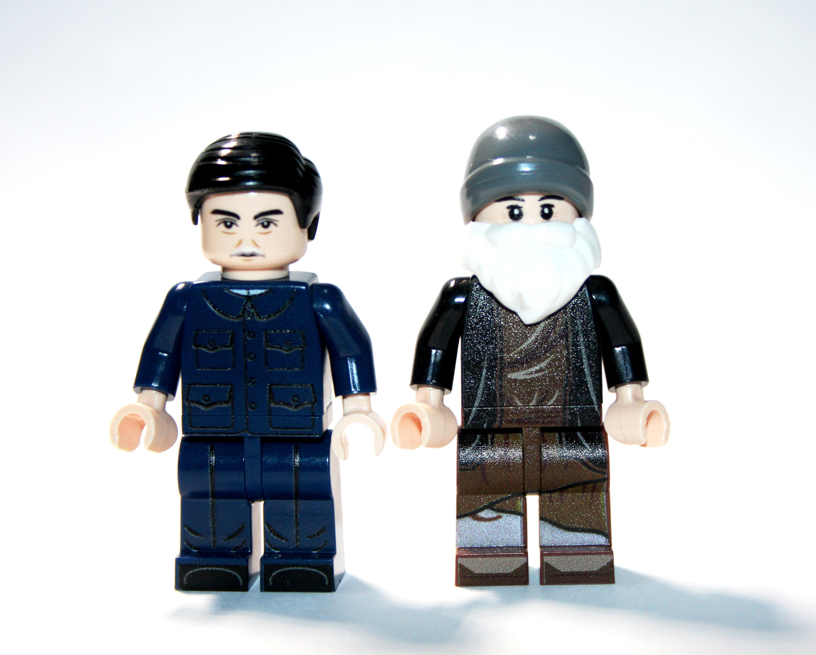 Minifigure Dictator Pol Pot And Leonardo Da Vinci Set US Seller - $11.63