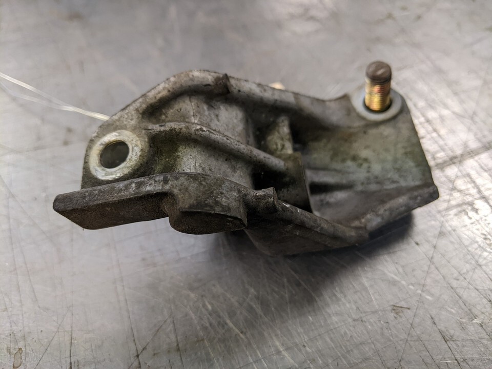 Accessory Bracket For 06-07 Mitsubishi Eclipse  3.8 - $41.53