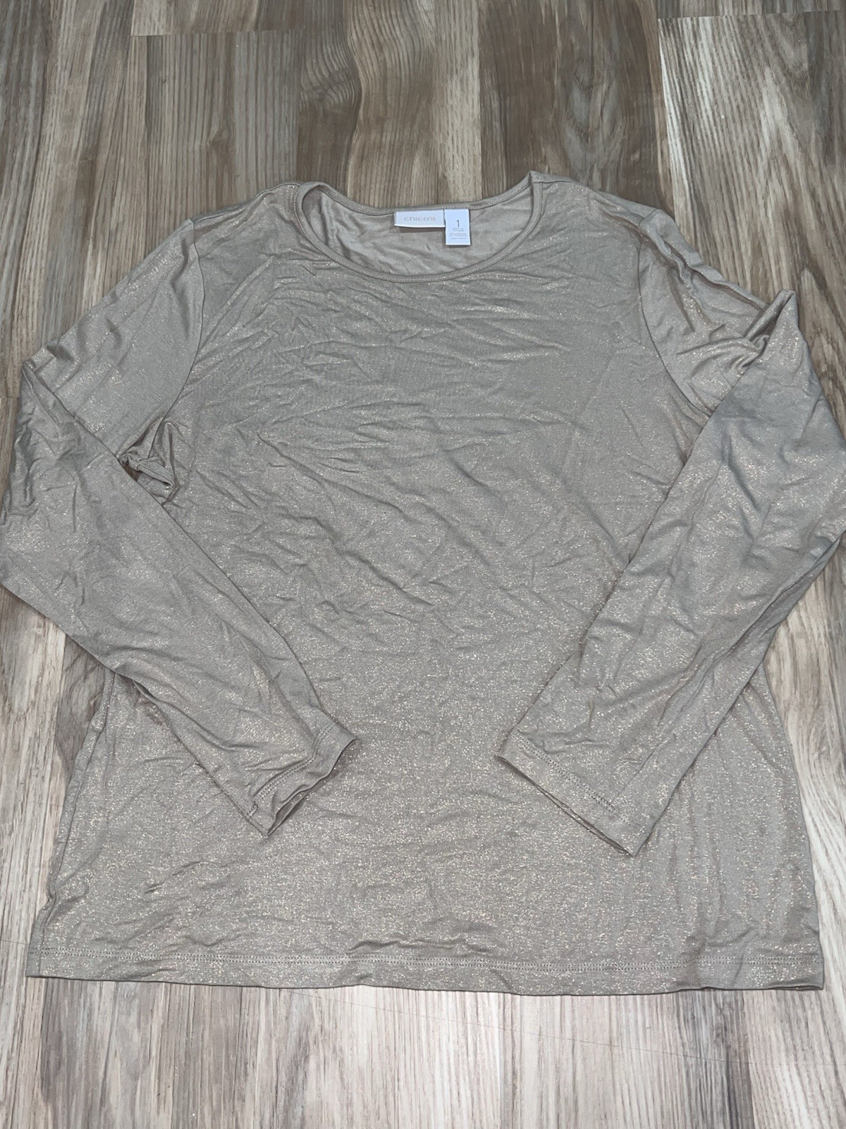 Size 1 Chicos Women’s Long Sleeve Gold Metallic Top - $12.86