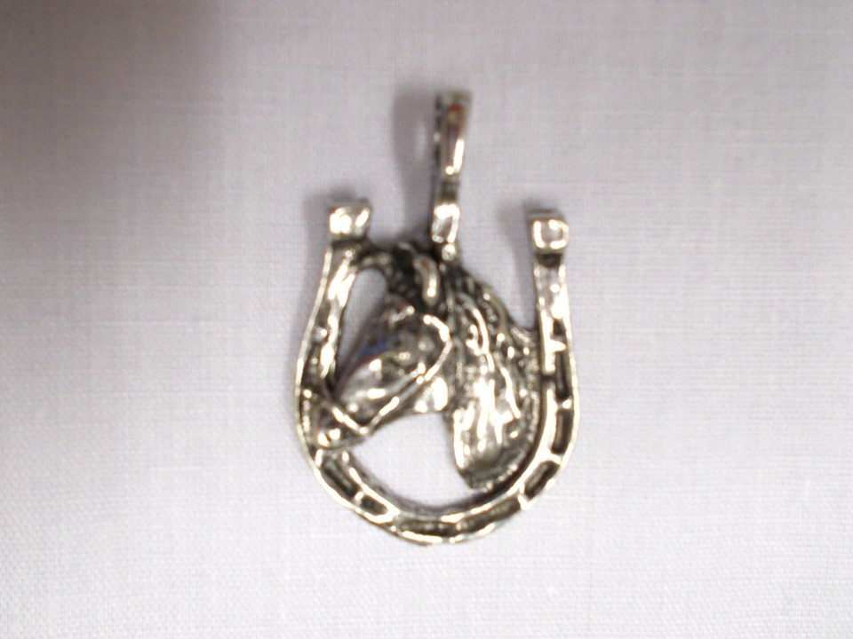 HORSE HEAD WITHIN AN UP HORSESHOE - GOOD LUCK FARM PEWTER PENDANT ADJ NECKLACE Item image 2