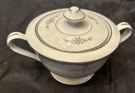 Vintage Mita Royal M Wellesley M120 Sugar Bowl w Lid  Japan - £18.17 GBP