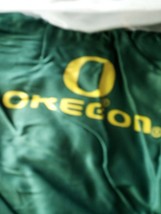COLLEGECOVERS Oregon Ducks Full Size Bed Skirt New in package - $18.71