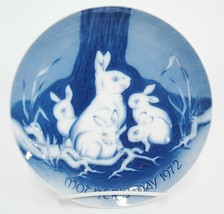 Royal Blue Winter China 1972 Mothers Day Plate Rabbit and Babies Blue 7.5&quot;  Vtg - £7.90 GBP
