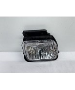 2005 2006 2007Chevy Silverado Front Left Fog Light CAPA 15791433 - $68.60 CAD