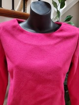 Dowisi Women&#39;s Pink Solid Long Sleeve Round Neck Pullover Top Size Medium - £23.53 GBP