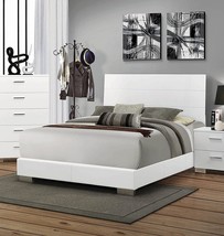 Coaster Home Furnishings Platform Bed, Glossy White - £384.65 GBP