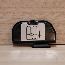 Nikon D50 DSLR Camera Battery Lid Cap Part *FREE SHIP* GENUINE! - €7,60 EUR