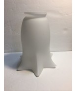 White Satin Frost Glass Ruffled Lamp Shade Replacement 6” Tall 2” Inlet - $145.81 MXN