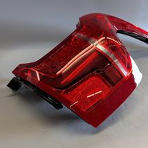 Genuine New Volvo Tail Lamp 31655920 - $346.47
