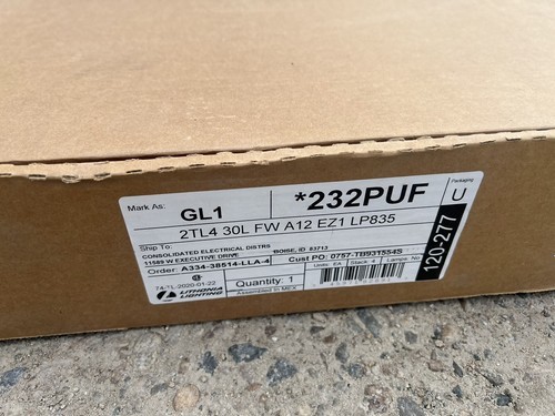 Lithonia LED Troffer 2X4 Nominal 3000Lm Flush Aluminum White #12 Pattern Acrylic Item image 2