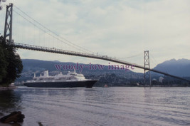 SLQQ403 - Holland America Cruise Liner - Nieuw Amsterdam - Colour Slide - $2.60