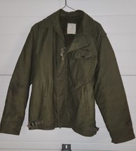 VTG WWII Era Warm Coat OD Green Size 38-40 Cross Keys Back Design Army Military - £79.67 GBP