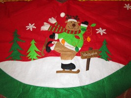 Christmas Tree Skirt SKATING REINDEER RED 47.5&quot; diam Appliqued Felt Floo... - $16.95