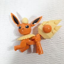 Mega Construx Pokemon Eevee Evolution Flareon brick figurine toy Blocks ... - $148.58 MXN