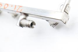 07-11 MERCEDES-BENZ W221 S550 5.5L FUEL INJECTION RAIL E2934 image 9