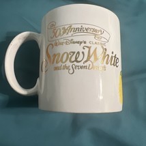 VINTAGE 1987 Disney Classic Snow White &amp; 7 Dwarfs Mug 50th Anniversary Used - €7,66 EUR