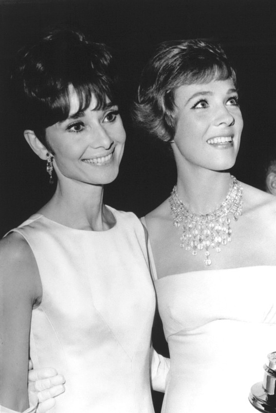 Audrey Hepburn Julie Andrews Rare Candid 18x24 Poster - £19.17 GBP