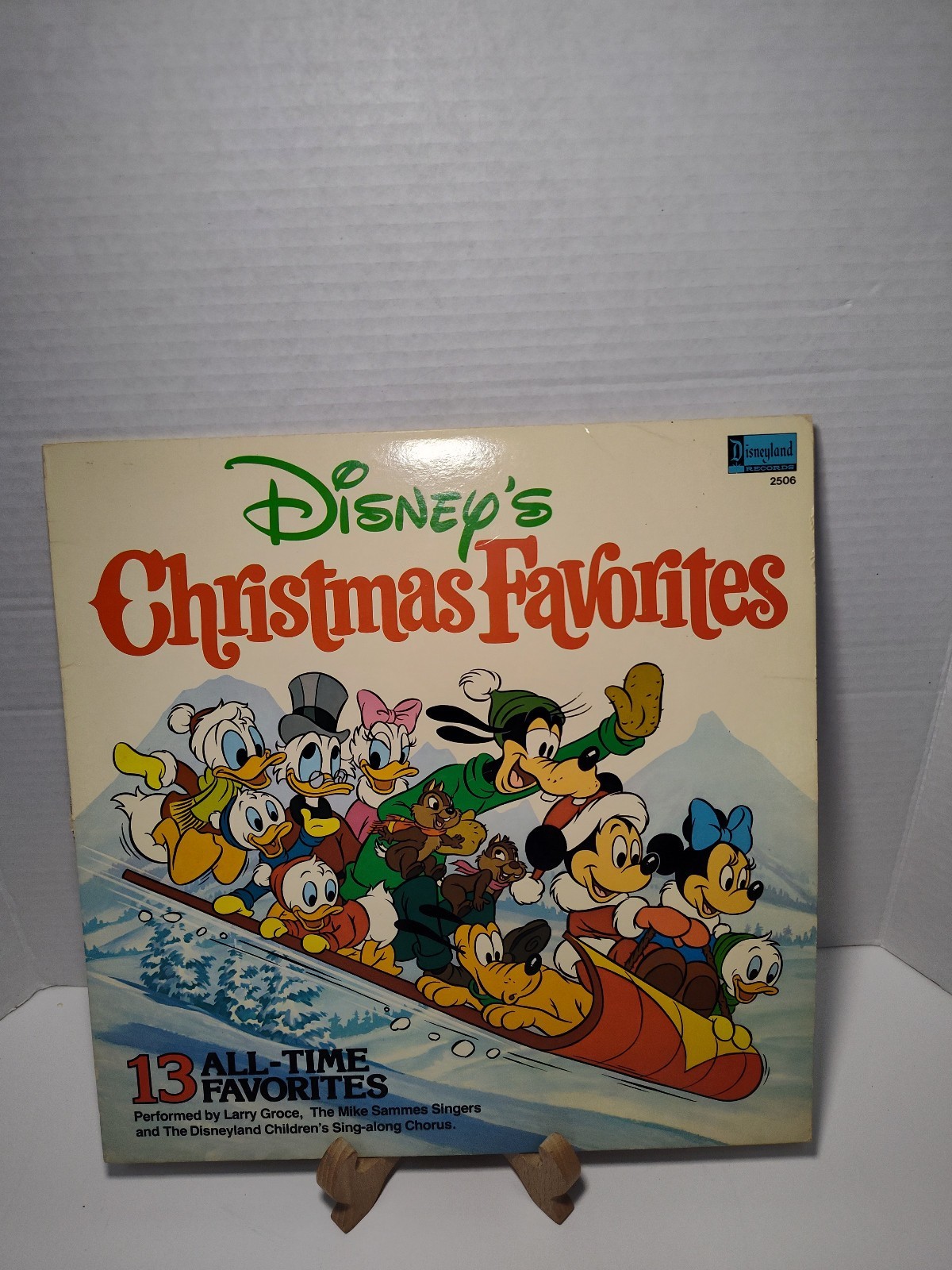 DISNEY’S 13 ALL-TIME CHRISTMAS FAVORITES ~ Vinyl Record ~ Disneyland 250... - $9.89