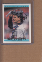1992 Donruss San Diego Padres Baseball Trading Card #40 Benito Santiago - $4.00