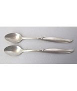 2 Vtg Wm Rogers International Silver plate Infant Feeding Spoon  Sweep M... - £7.82 GBP