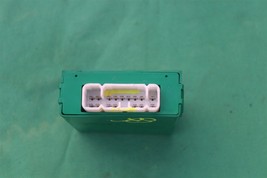 Toyota 4x4 4WD Transfer Case Control Module Computer 89533-35090 image 3