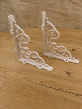 2 Cast Iron Shelf Brackets New Antique Style White 6 1/4&quot; x 5 1/4&quot; Corbe... - £16.43 GBP