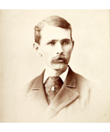 1870s Cabinet Card Victorian Handsome Man Morrill Lowell Massachusetts F13A - €25,92 EUR