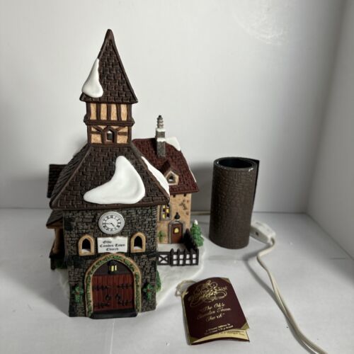 Department 56 The Olde Camden Town Church A Christmas Carol with box an sidewalk - $22.40