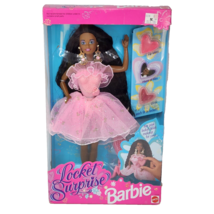 Vintage 1993 Locket Surprise Black Barbie Doll Nrfb # 11224 New In Box Mattel - $71.25