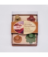 Williams-Sonoma 2006 Set of 4 FALL-Pumpkin-Leaves-Acorn Pie Crust Cutter... - $329.17 MXN