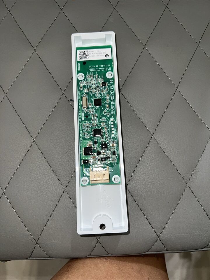 GE GFD28GTNDFS Refrigerator Control Board  197D8580G002 - $85.50