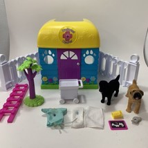 Tiny Tots In Puppy Town Wellness Center Toy Playset Dogs By Jakks Pacific 2001 - £7.99 GBP