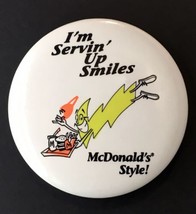 Vtg McDonalds Style I&#39;m Servin&#39; Up Smiles Button Pin 2.5&quot; Flying Lightni... - £6.11 GBP