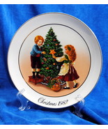 Wall Plate 24K Gold Trim Christmas Memories Porcelain Decoration Avon 1982 - £17.38 GBP