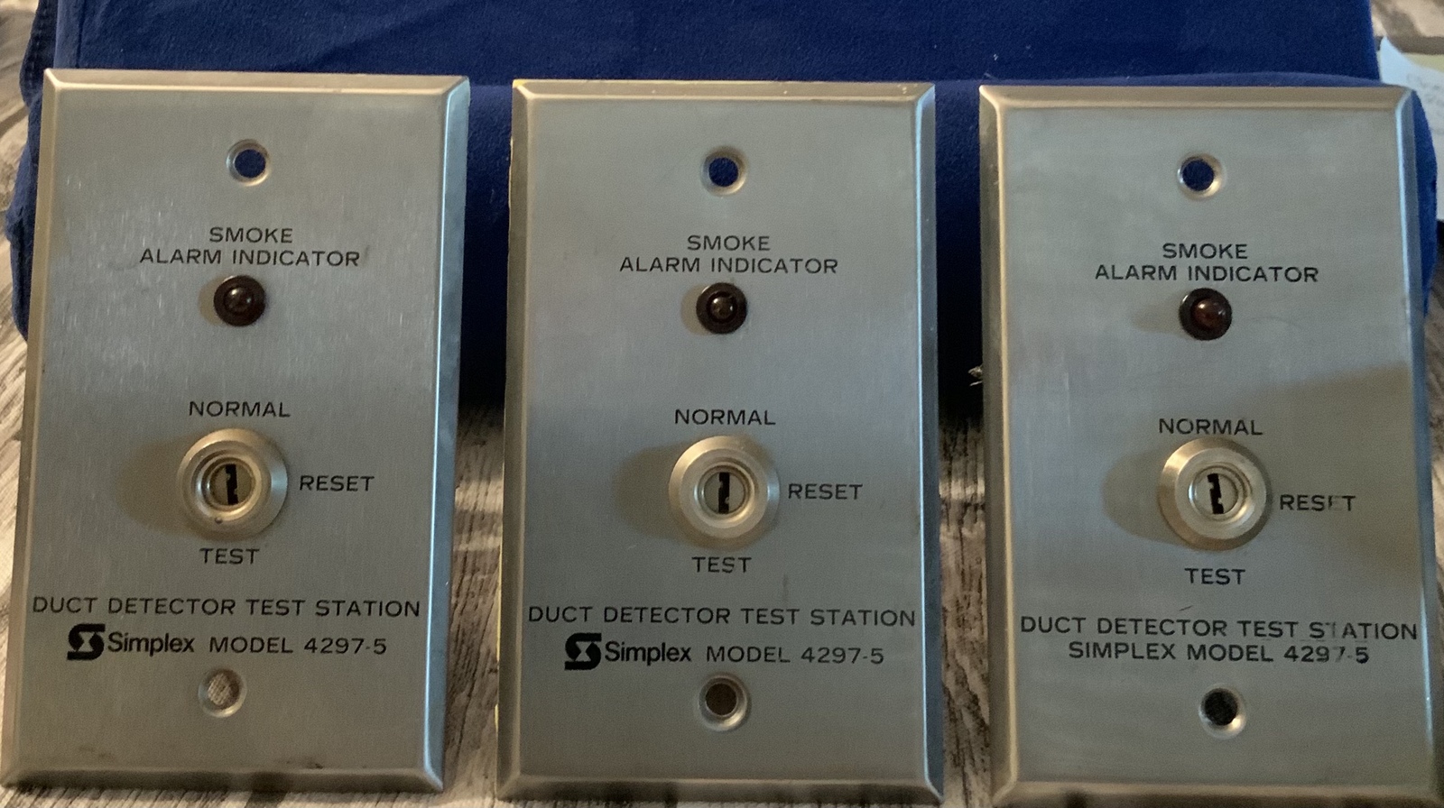 (1) Simplex 4297-5, Remote test station- no key or screws - $5.59