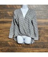 Caslon Top Women Sm Gray Pink Striped Faux Wrap Hi low Knotted Front Lon... - $15.99 CAD