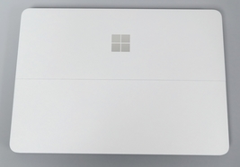 Microsoft Surface Laptop Studio 14.4" i7-11370H 3.3GHz 16GB 512GB SSD RTX3050Ti image 3
