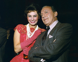 Sophia Loren and Jack Benny Candid Smiling Portrait 16x20 Canvas - £55.46 GBP